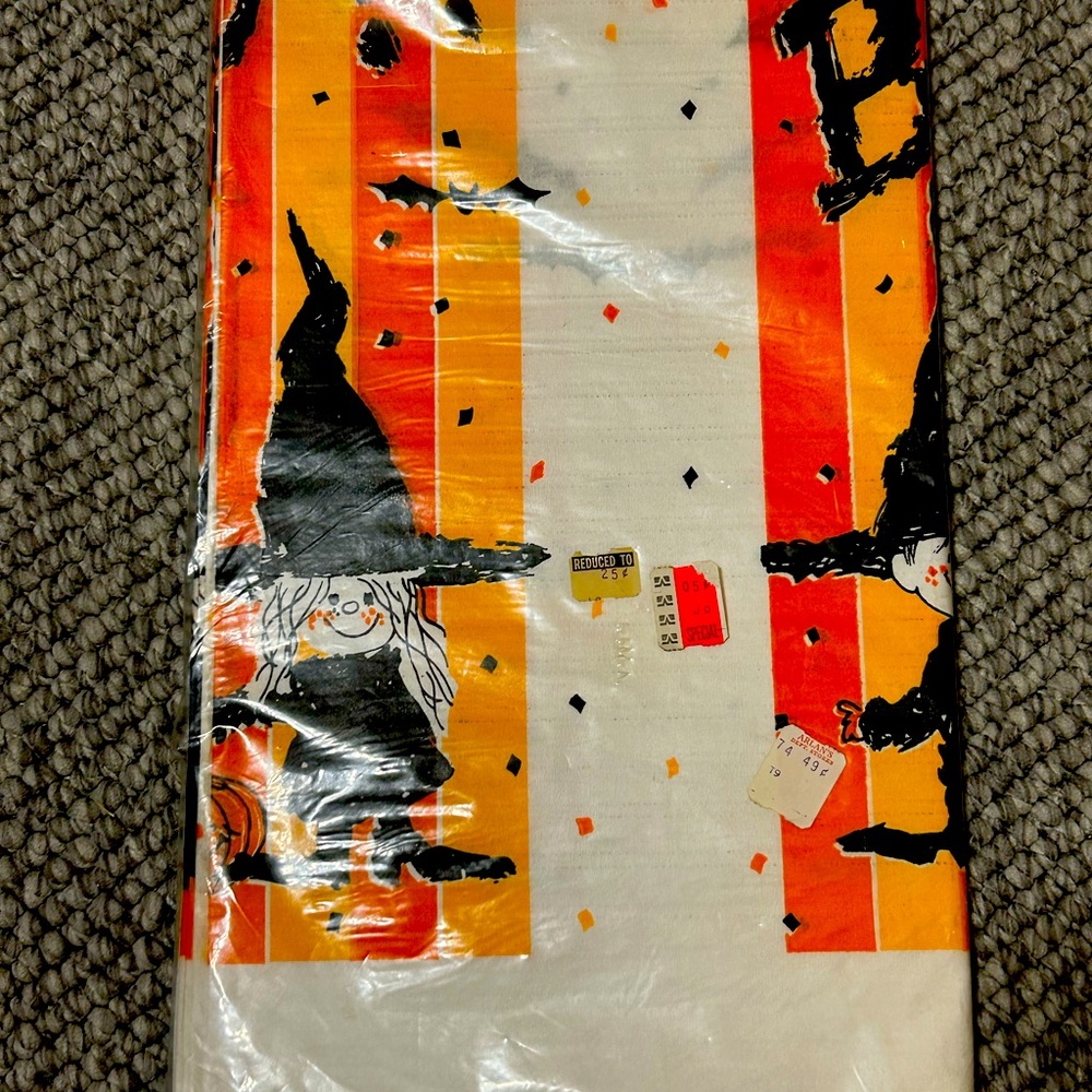 Vintage Futura Halloween Paper Table Cover NEW Old Stock